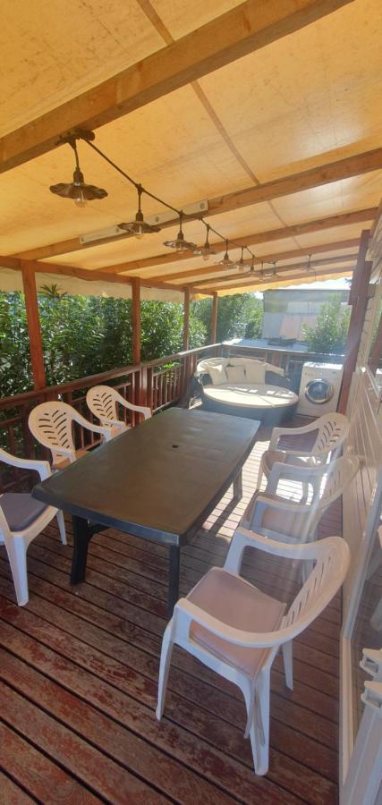 Mobil Home Maxi Confort Sur La Cote D'Azur Fréjus Kültér fotó